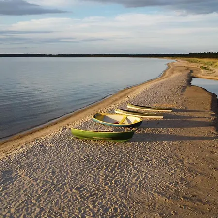 Marika Puhkeküla - Nurgatalu öömaja Shared Bathroom Сasa de vacaciones Nova